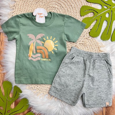 Conj. Camiseta Tropical e Bermuda em Linho - Verde